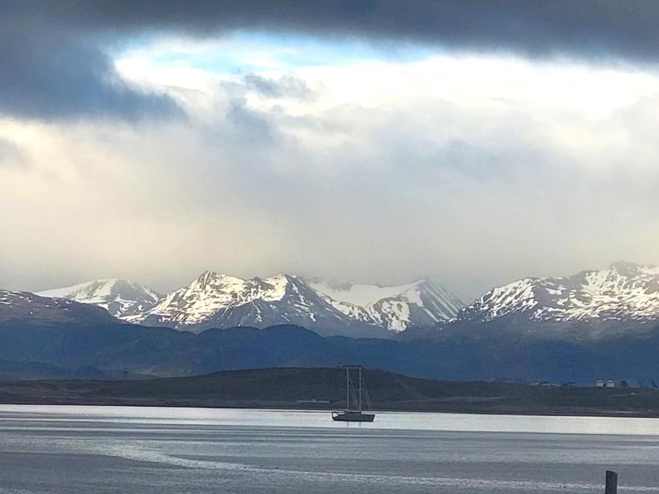 Balcones Del Beagle Apart Ushuaia Kültér fotó